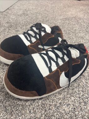 NWOT kids Nike Dunk Sneaker Slippers